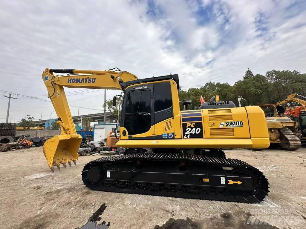 Komatsu PC 240 履帶式 挖土機/掘鑿機/挖掘機