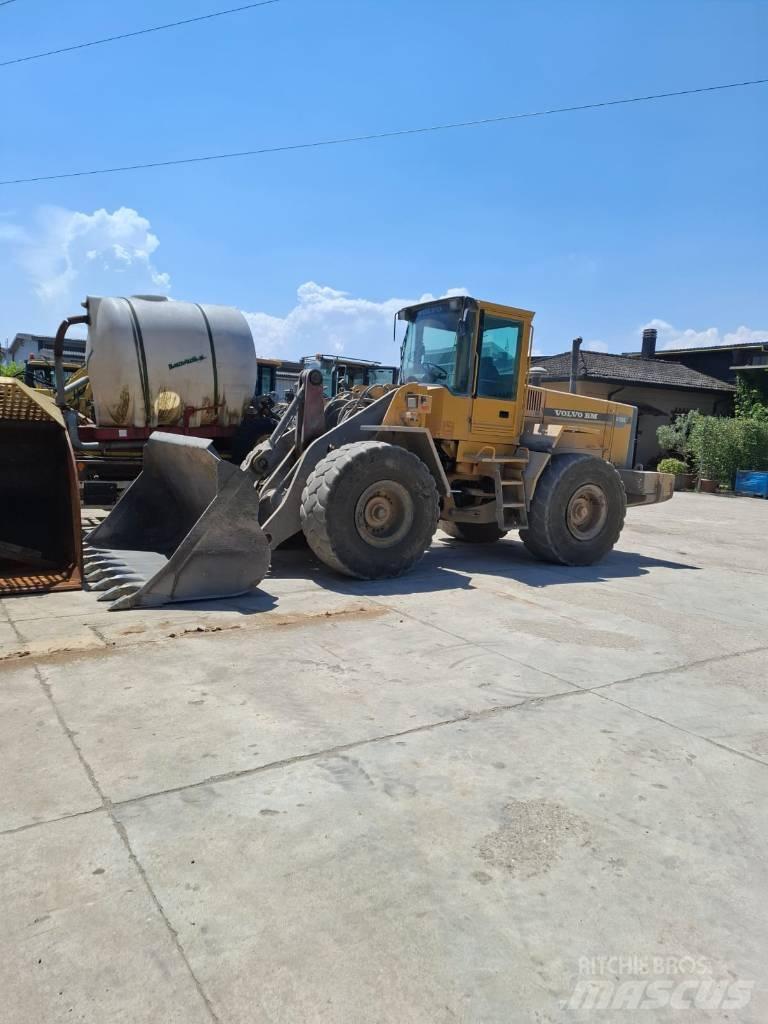 Volvo L 120 C 輪胎式裝載機