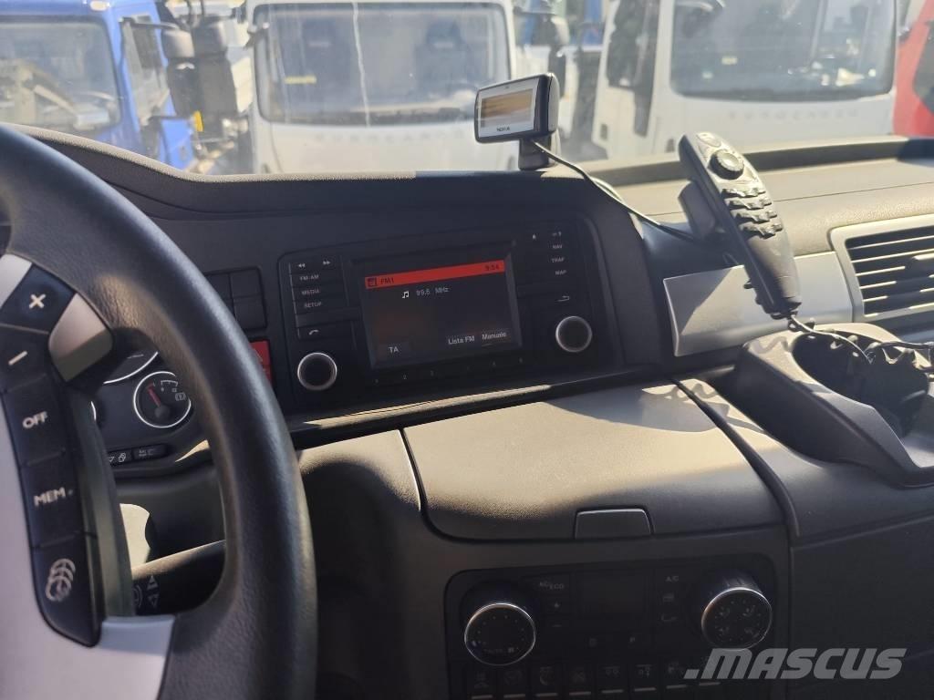 MAN TGX 26.440 平板 / 絞盤 卡車