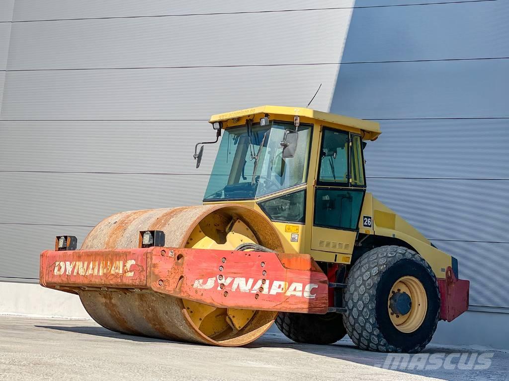 Dynapac CA302D 單輪滾壓機