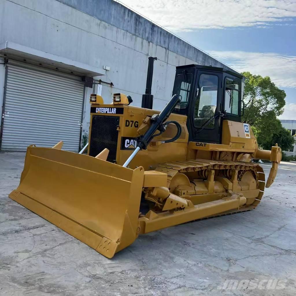 CAT D 7 G 平土機