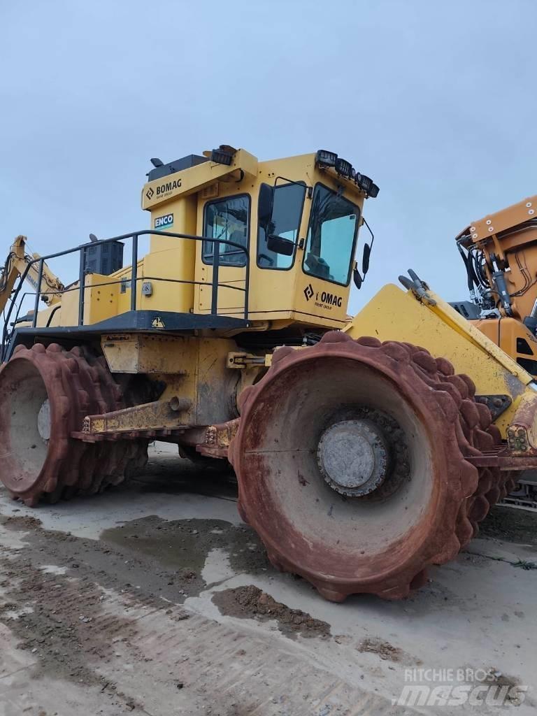 Bomag BC 972 RB 廢棄物壓實機
