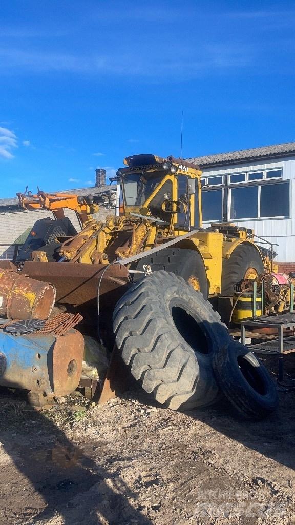 CAT 988 輪胎式裝載機