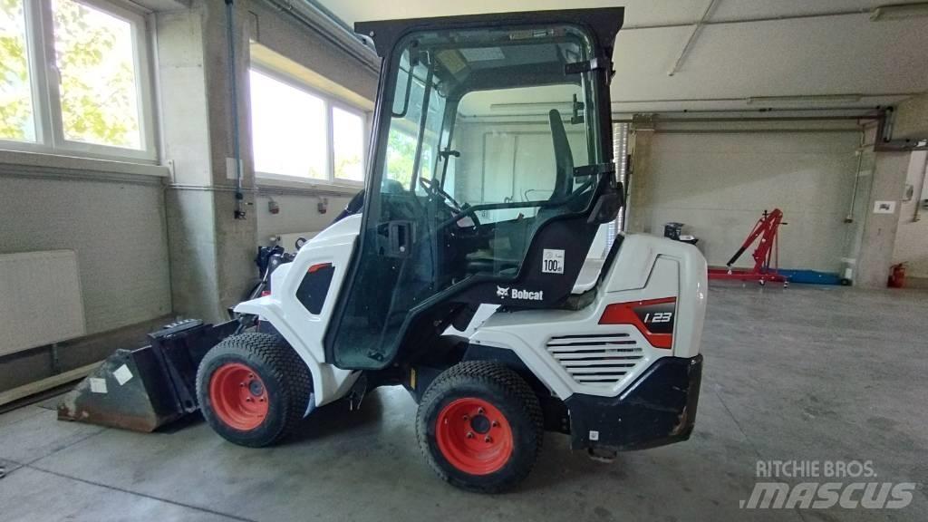 Bobcat L 23 小型裝載機