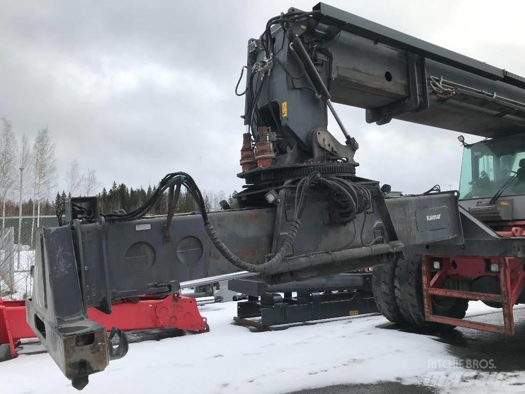 Kalmar DRF450-60S5X 前伸型堆積機
