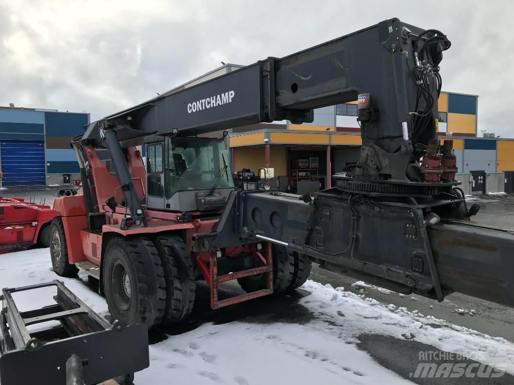 Kalmar DRF450-60S5X 前伸型堆積機