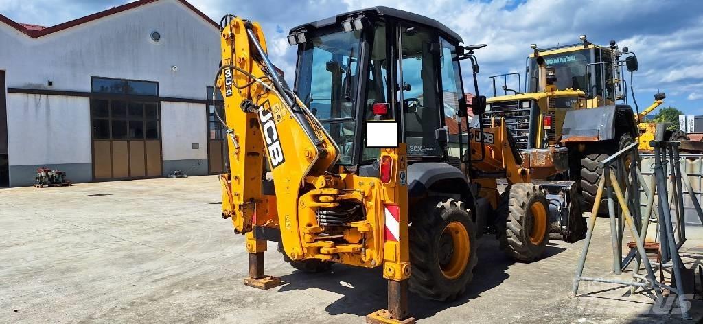 JCB 3CX COMPACT 反鏟裝載機