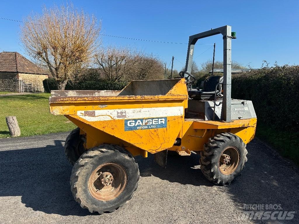 Benford Pt4000 側卸礦車