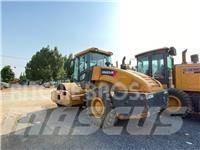 XCMG SX233JE 單輪滾壓機