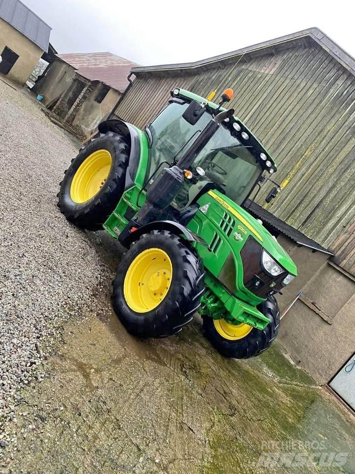 John Deere 6120 R 曳引機