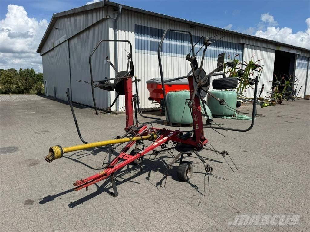 Vicon Fanex 523T 耙與翻草機