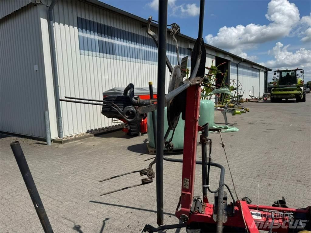Vicon Fanex 523T 耙與翻草機