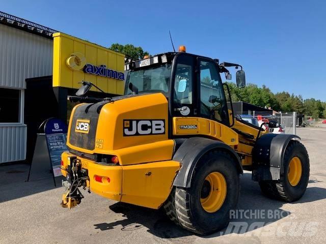 JCB 320 S 伸縮臂操作車