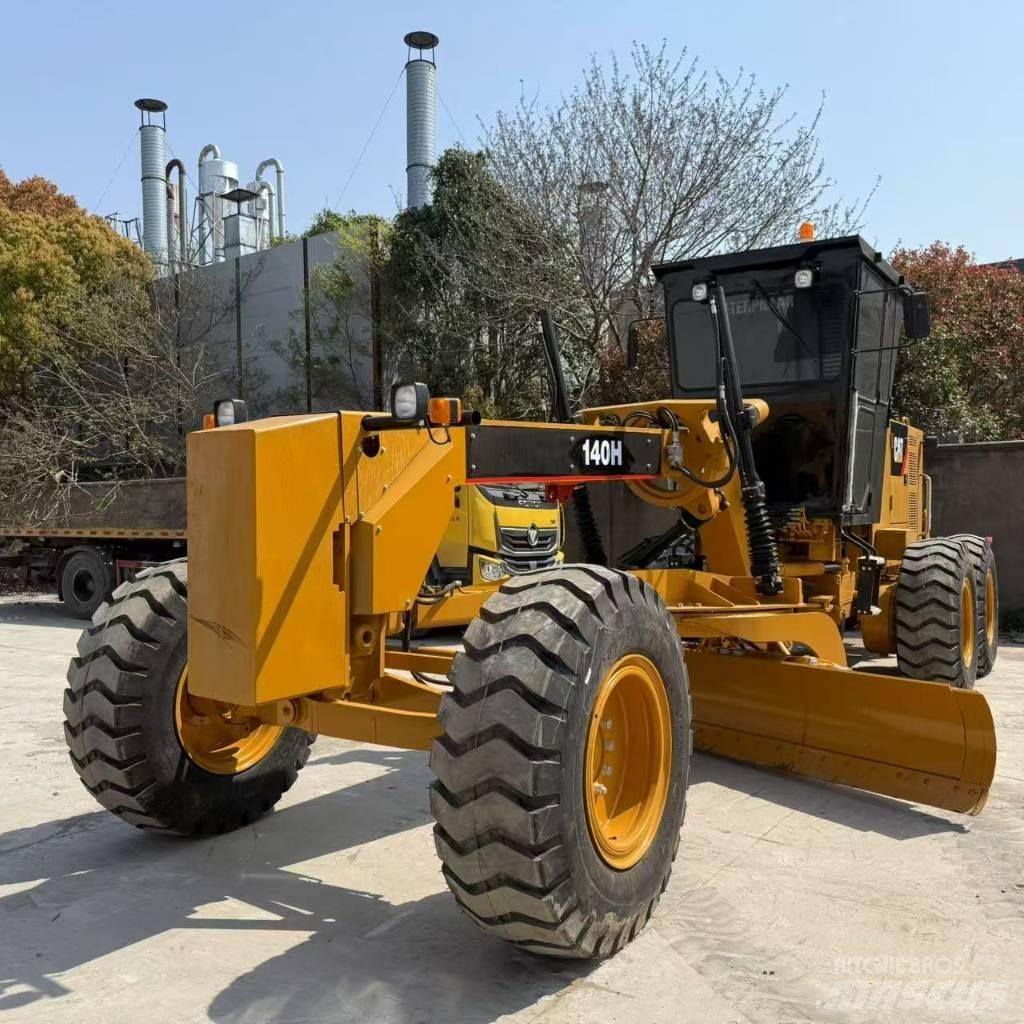 CAT 140h 平土機