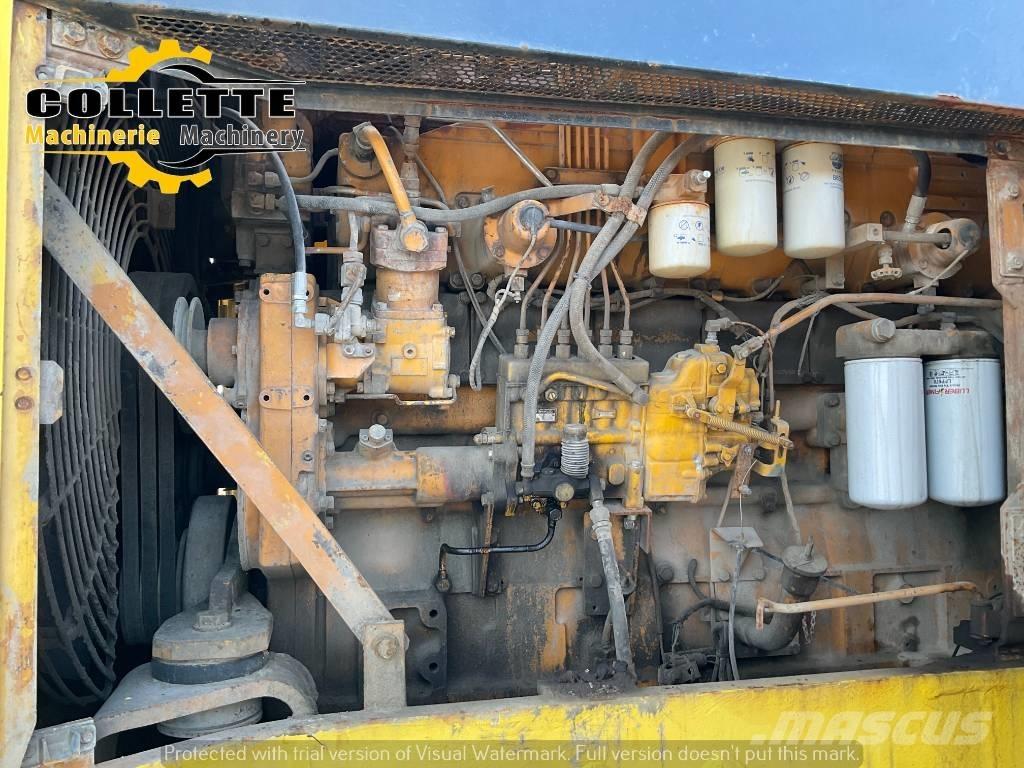 Komatsu WA 600-1 輪胎式裝載機