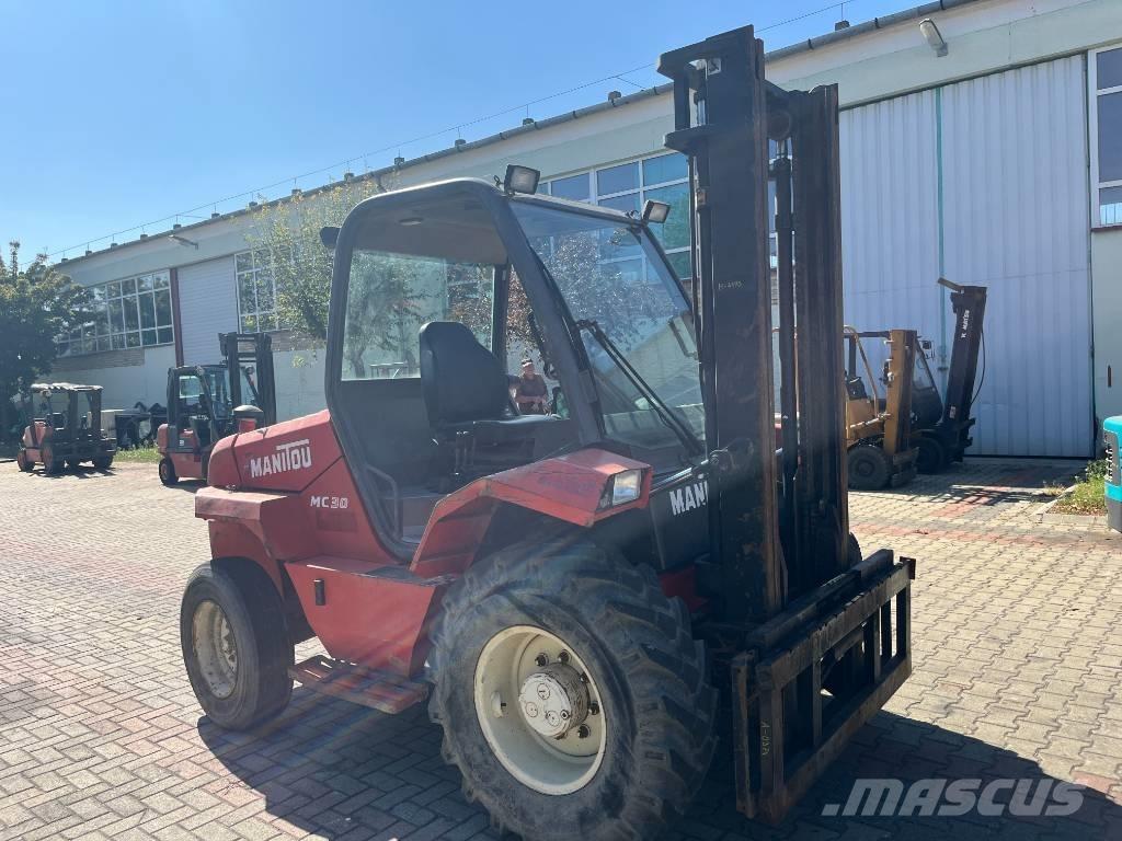 Manitou MC 30 V-4173 越野車