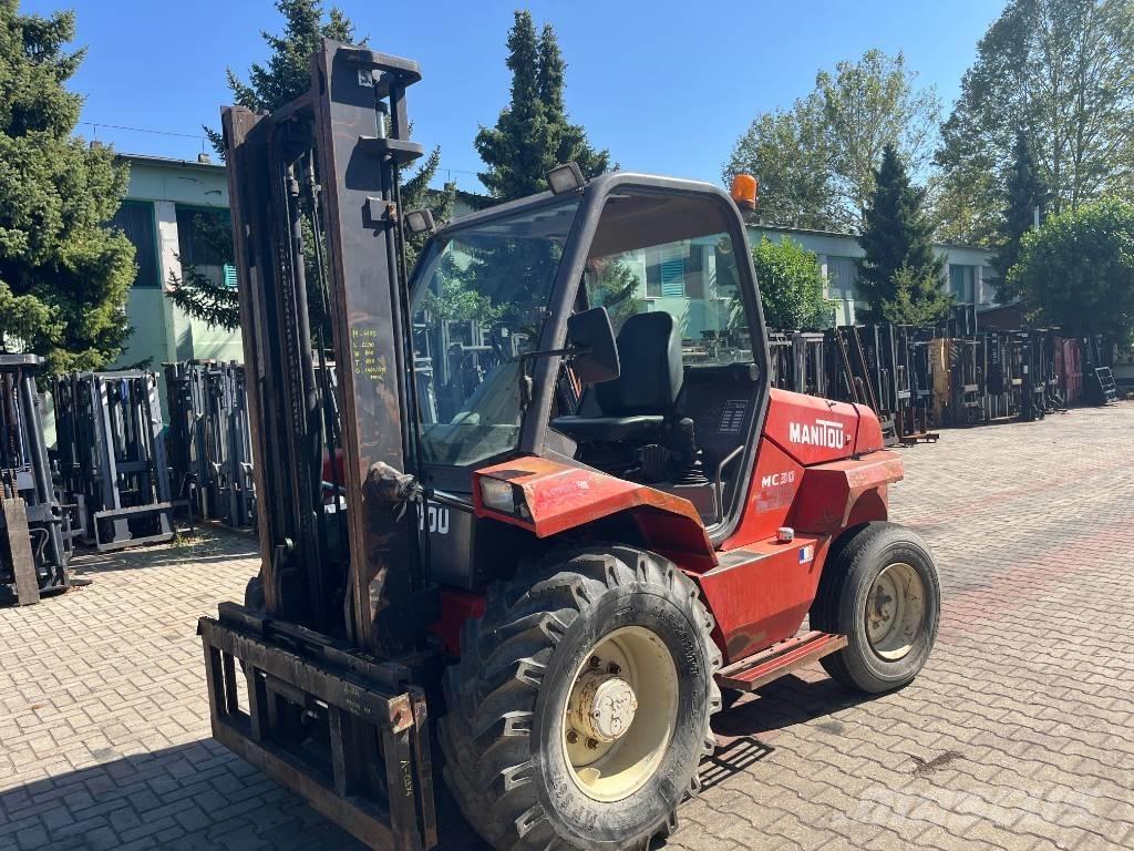 Manitou MC 30 V-4173 越野車