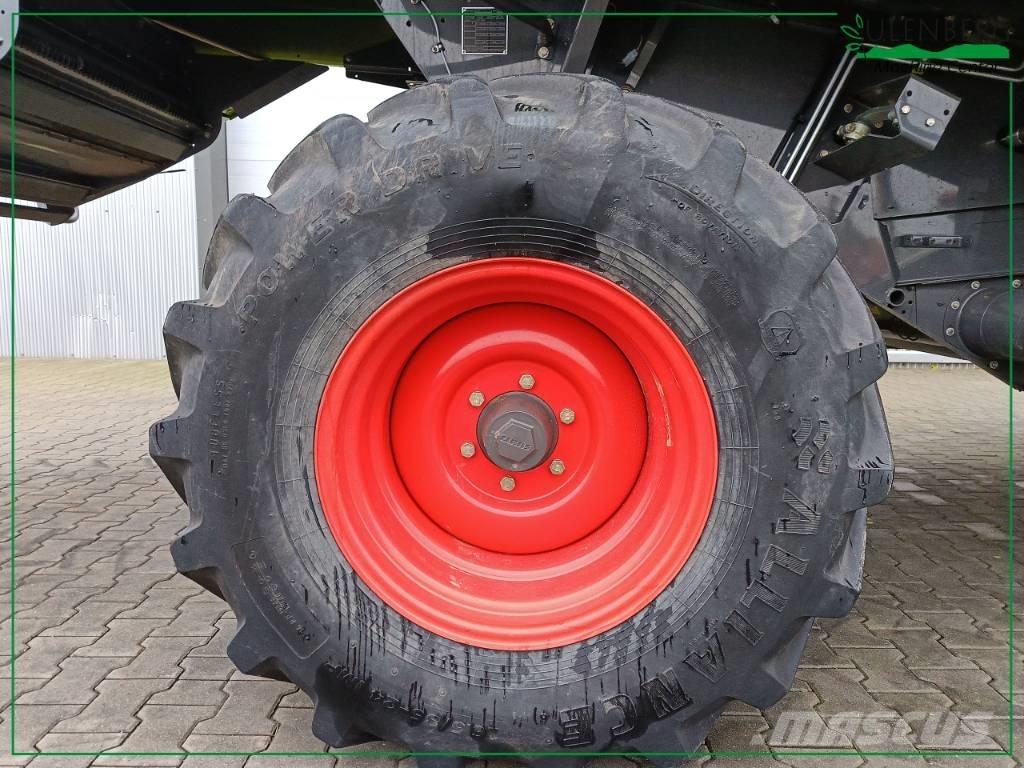 CLAAS Tucano 420 聯合收穫機