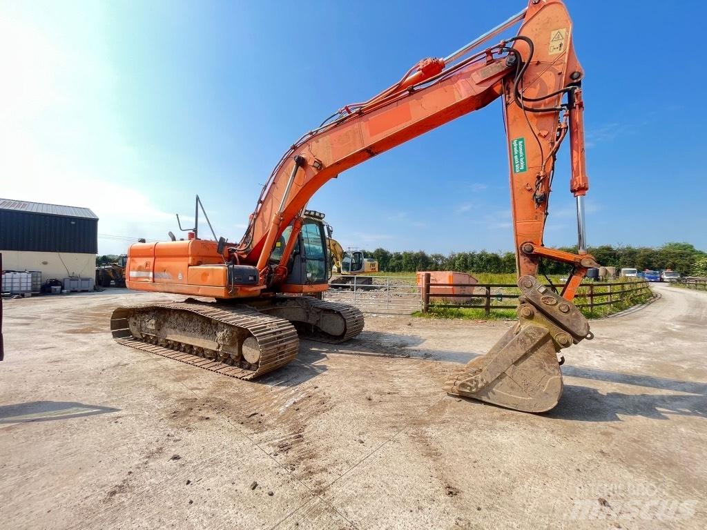 Doosan DX225 旋轉式挖土機/掘鑿機/挖掘機