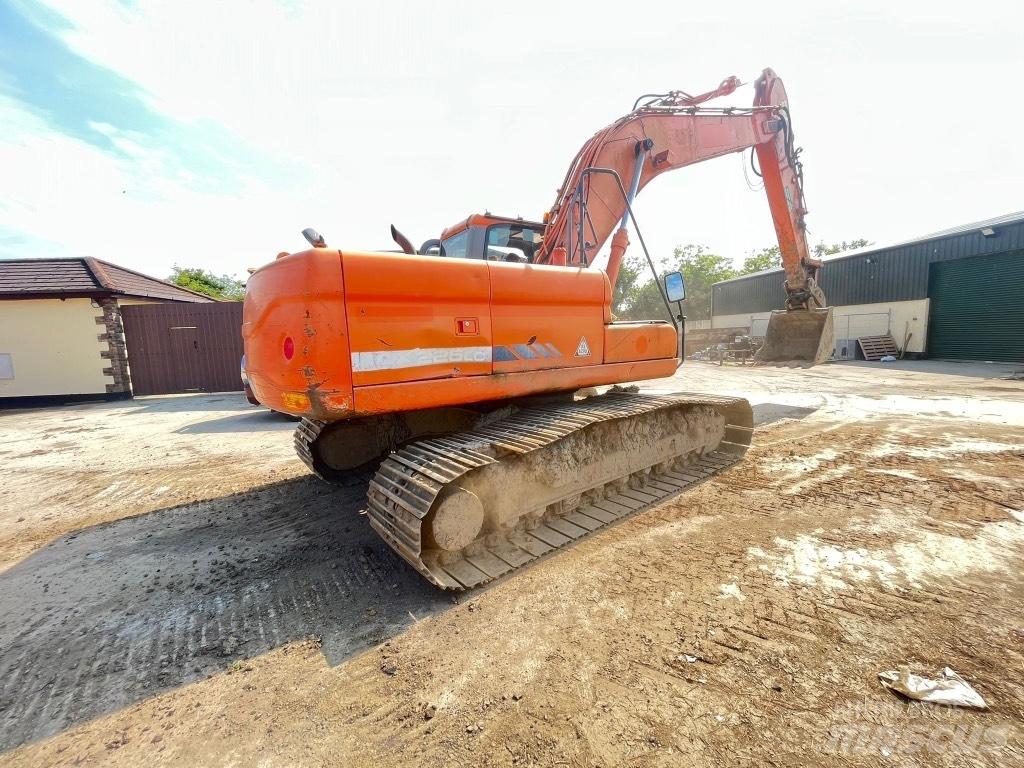 Doosan DX225 旋轉式挖土機/掘鑿機/挖掘機