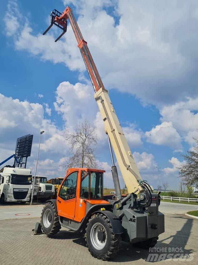 JLG 4013 伸縮臂操作車