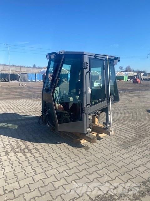 CASE D 1650 NEW CAB 駕駛室與內部