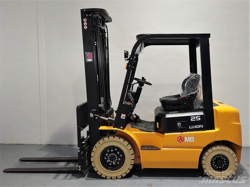  EFL252 Litio 電動堆高機
