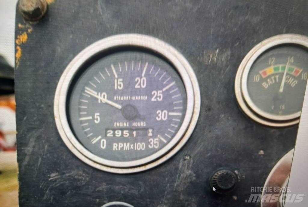 Trencor 460HD 掘溝機
