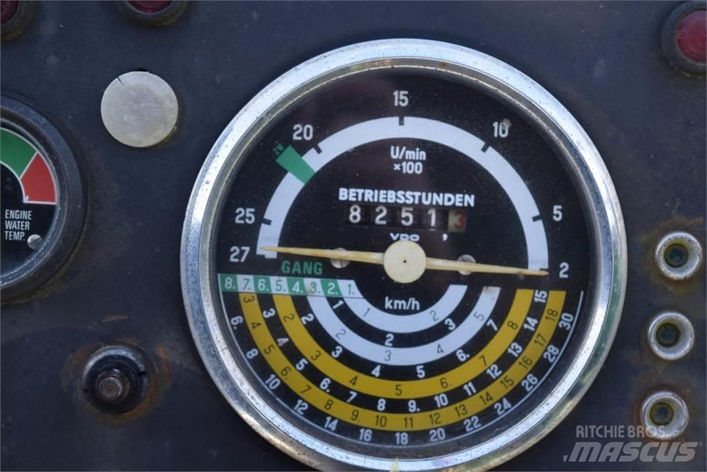 John Deere 2130 曳引機