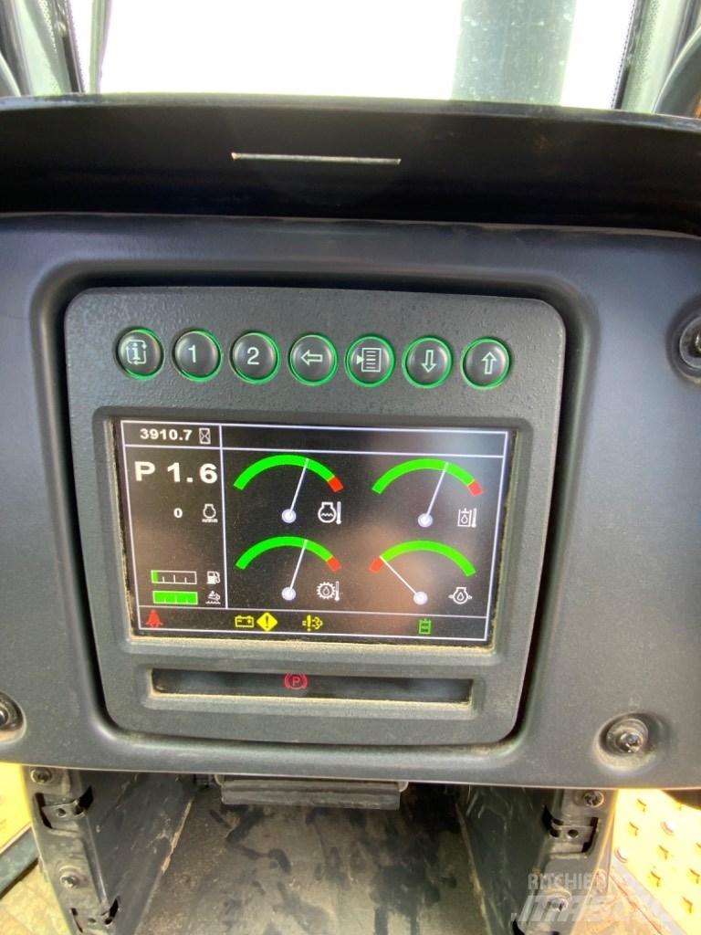 DEERE 750K 履帶推土機