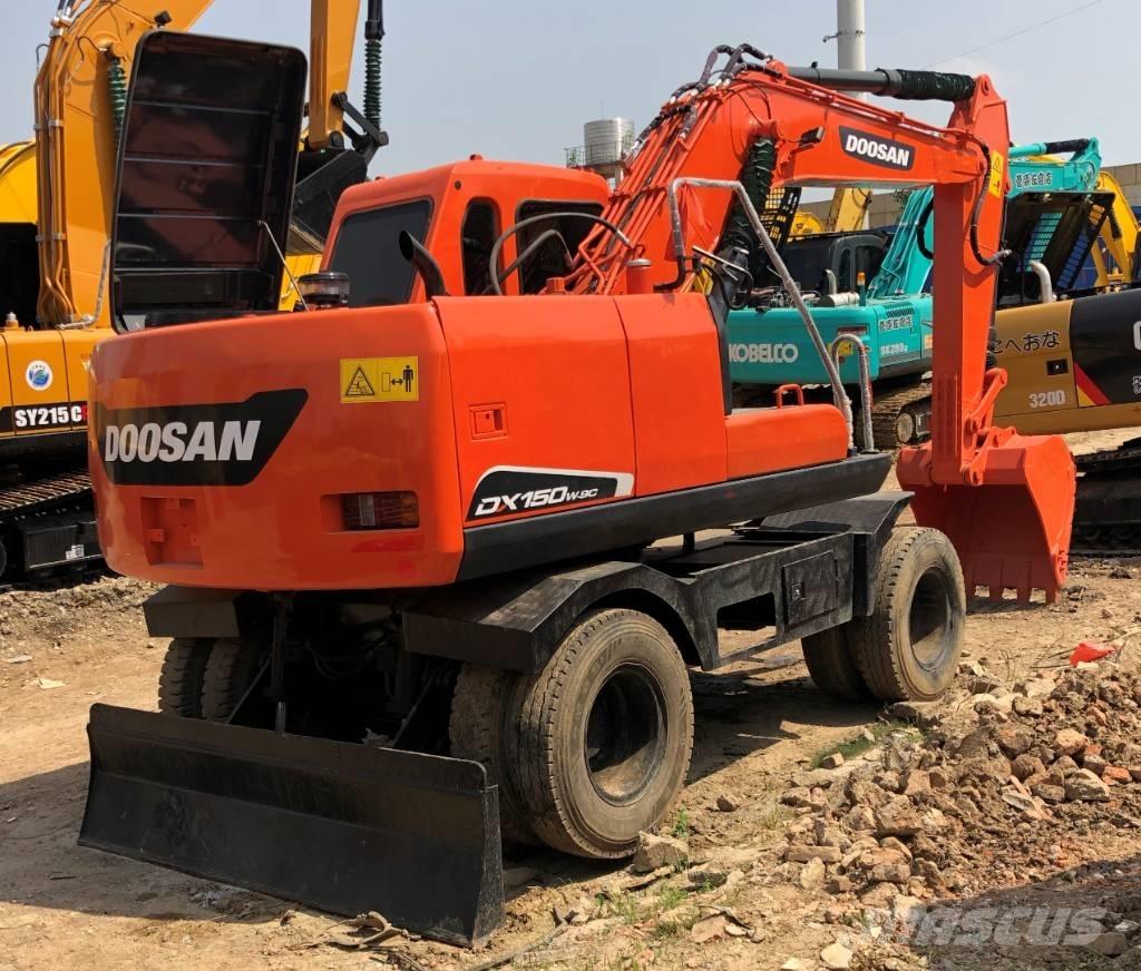 Doosan DX150W 旋轉式挖土機/掘鑿機/挖掘機