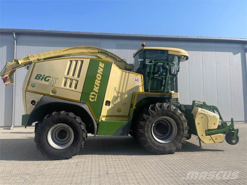Krone Big X 700 自走式飼料採集機