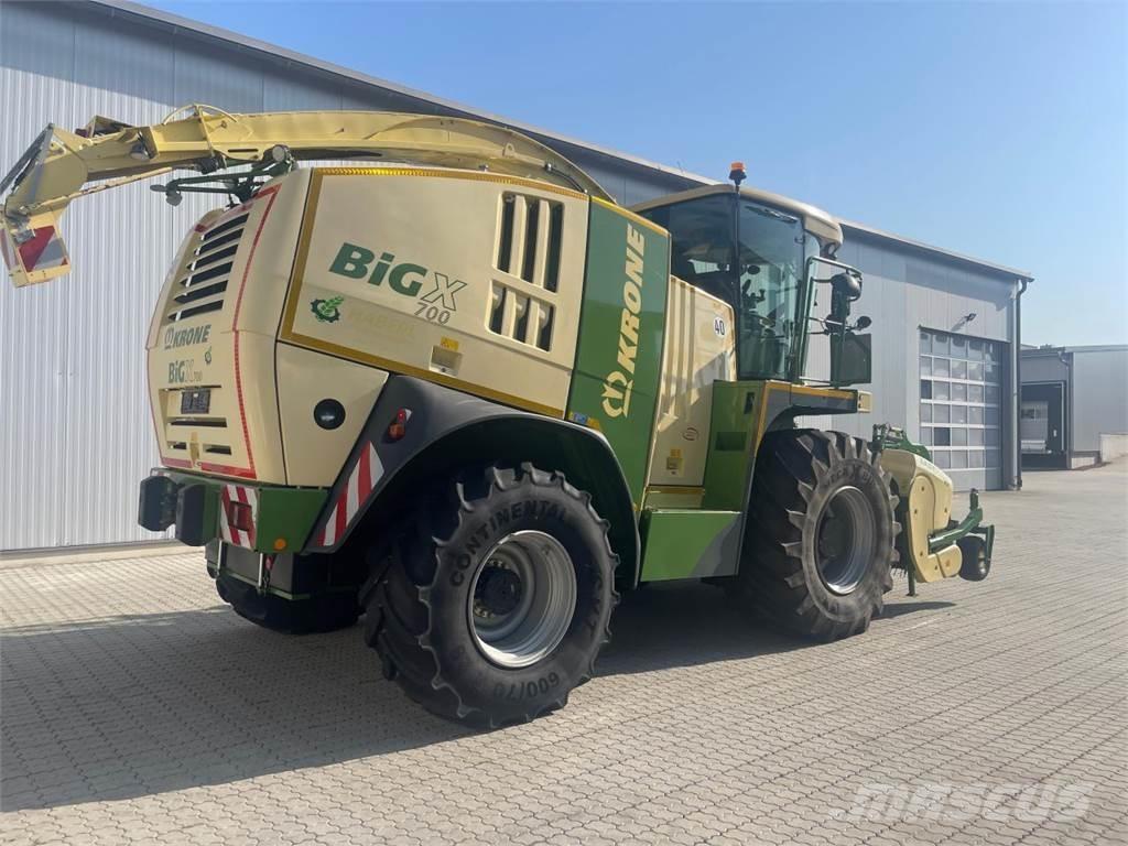 Krone Big X 700 自走式飼料採集機