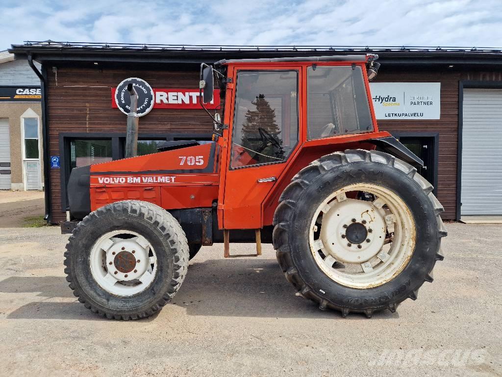 Valmet 705 曳引機