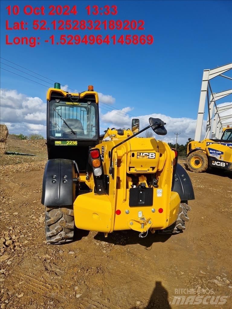 JCB 540-140 伸縮臂操作車