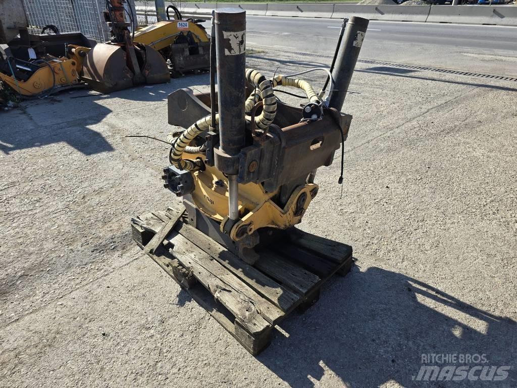 Engcon EC30 Rototilt 旋轉混合器