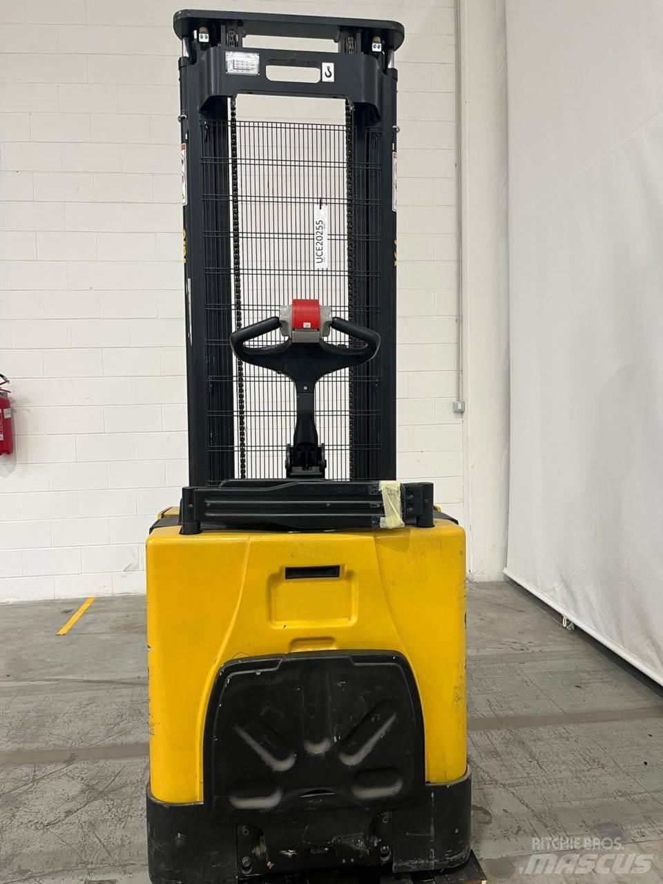 Yale MS12X 行走控制式堆積機