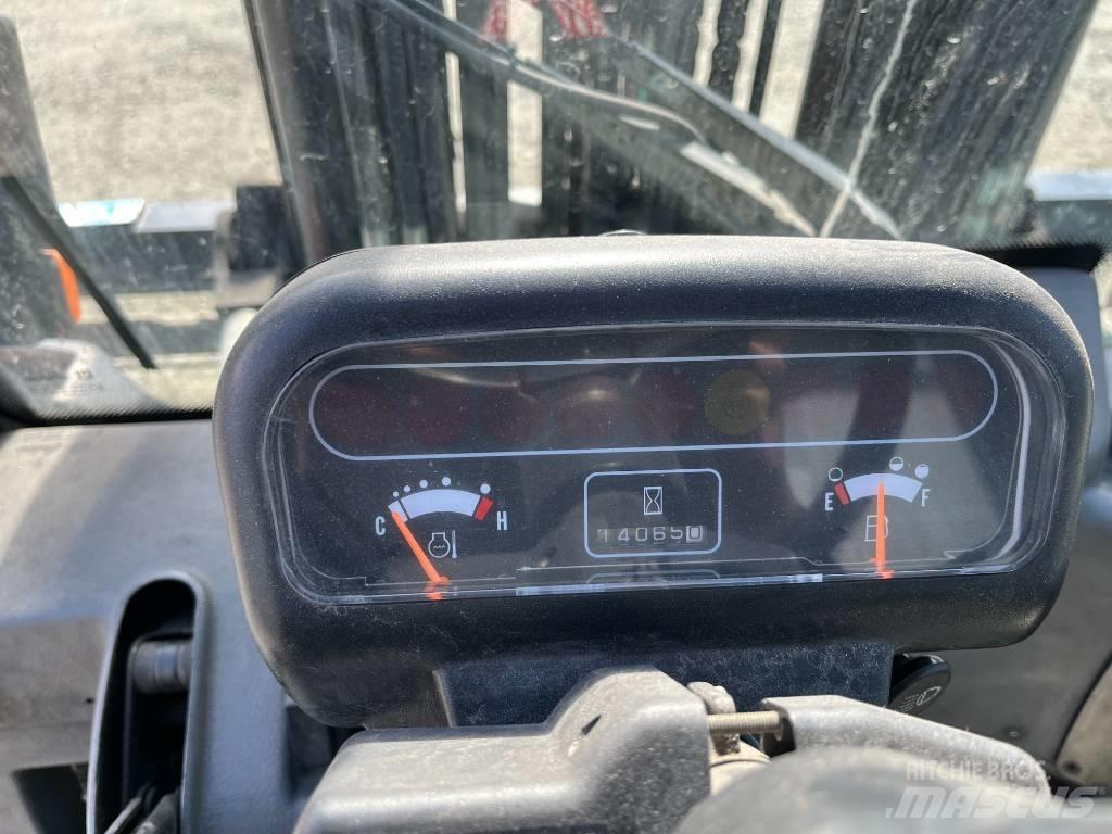 Mitsubishi FD45K2 柴油卡車