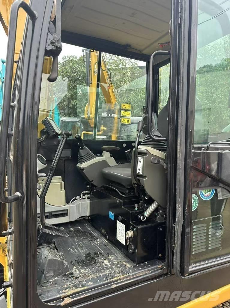 CAT 305.5E2 小型挖土機/掘鑿機<7t(小型挖掘機)