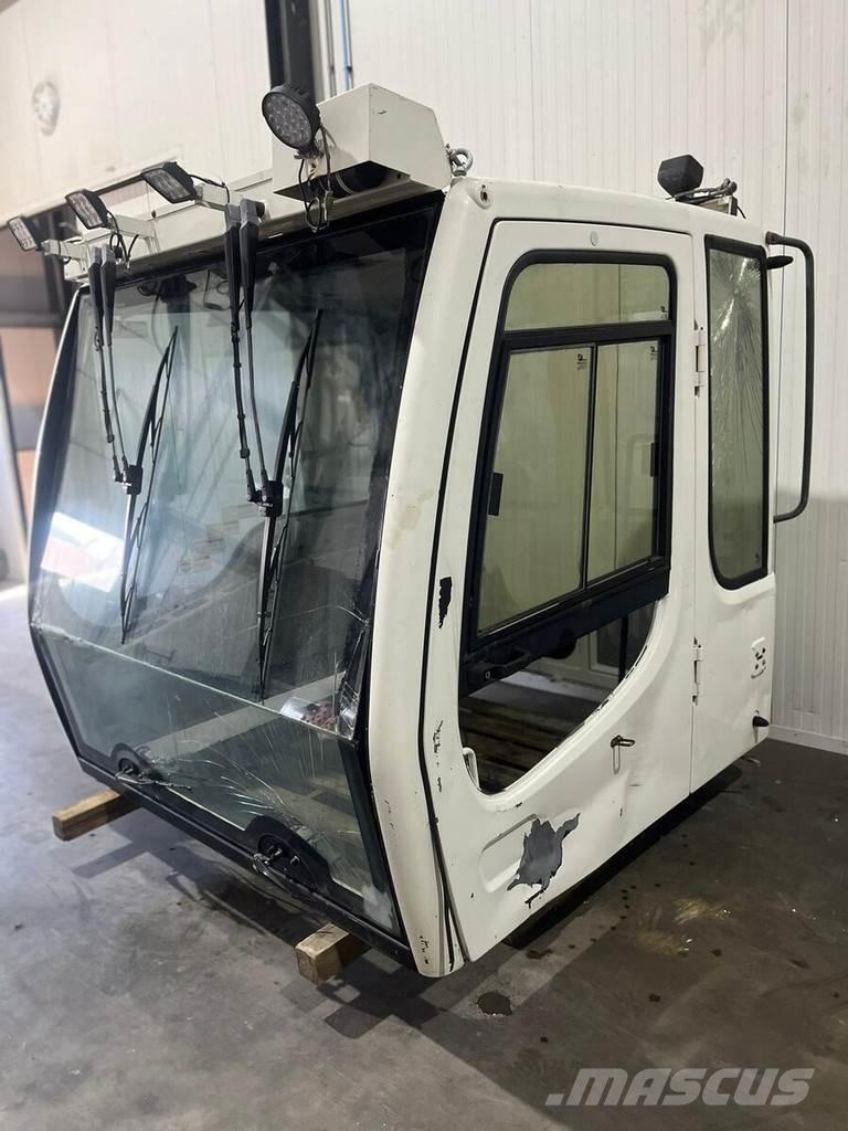 Liebherr Cabine 其他組件
