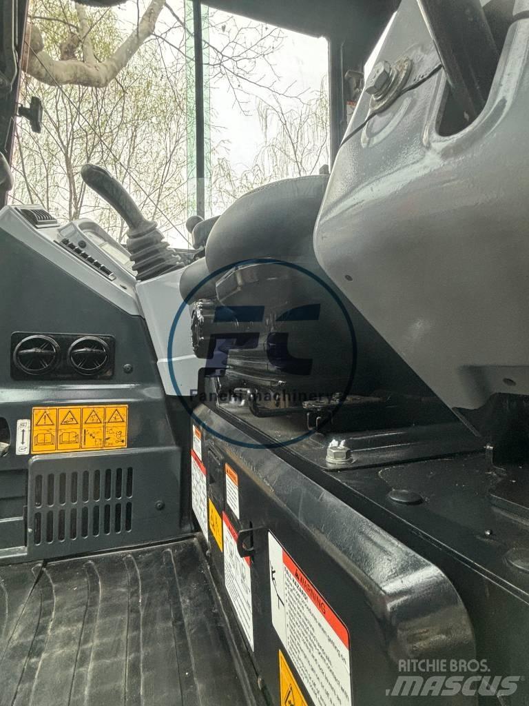Yanmar Vio 35 小型挖土機/掘鑿機<7t(小型挖掘機)