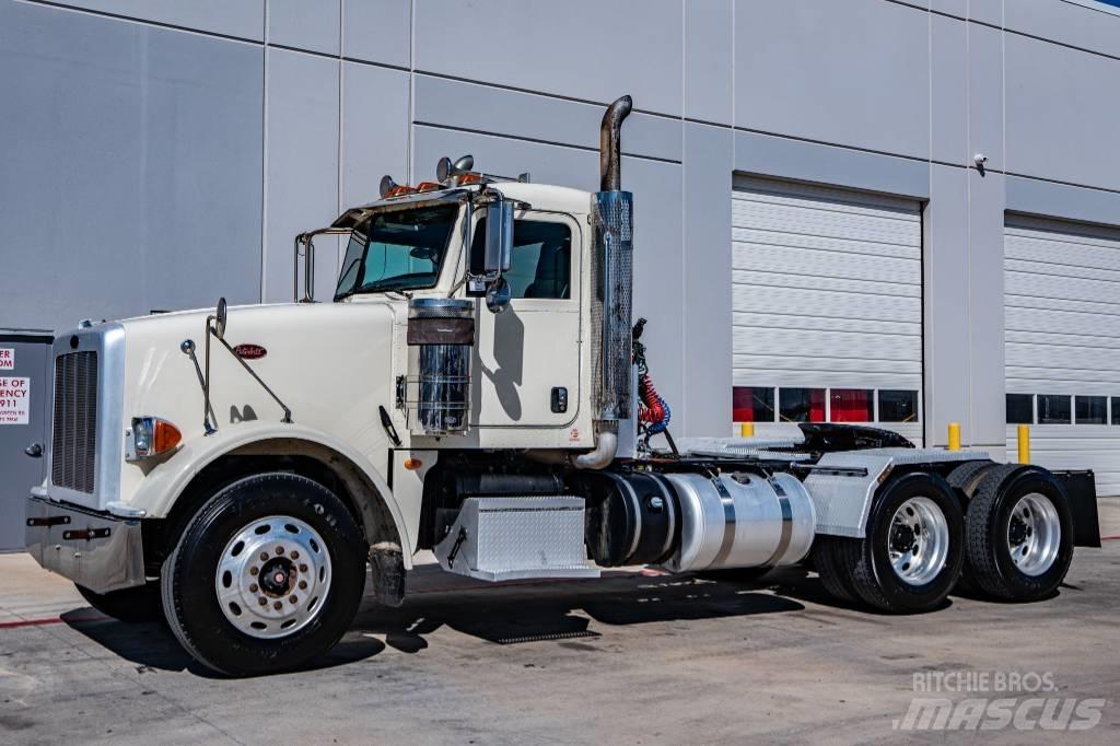 Peterbilt 367 曳引機組件