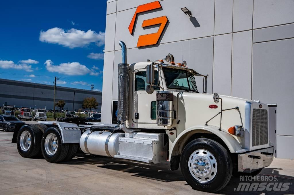 Peterbilt 367 曳引機組件
