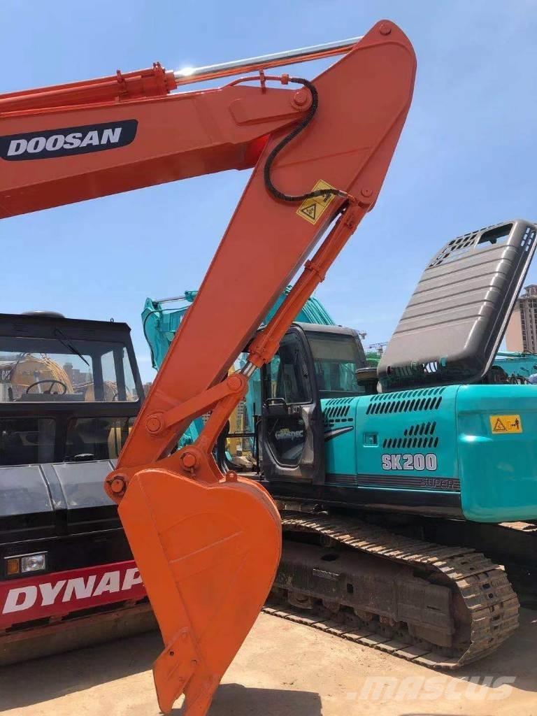 Doosan DH 220 LC-7 履帶式 挖土機/掘鑿機/挖掘機