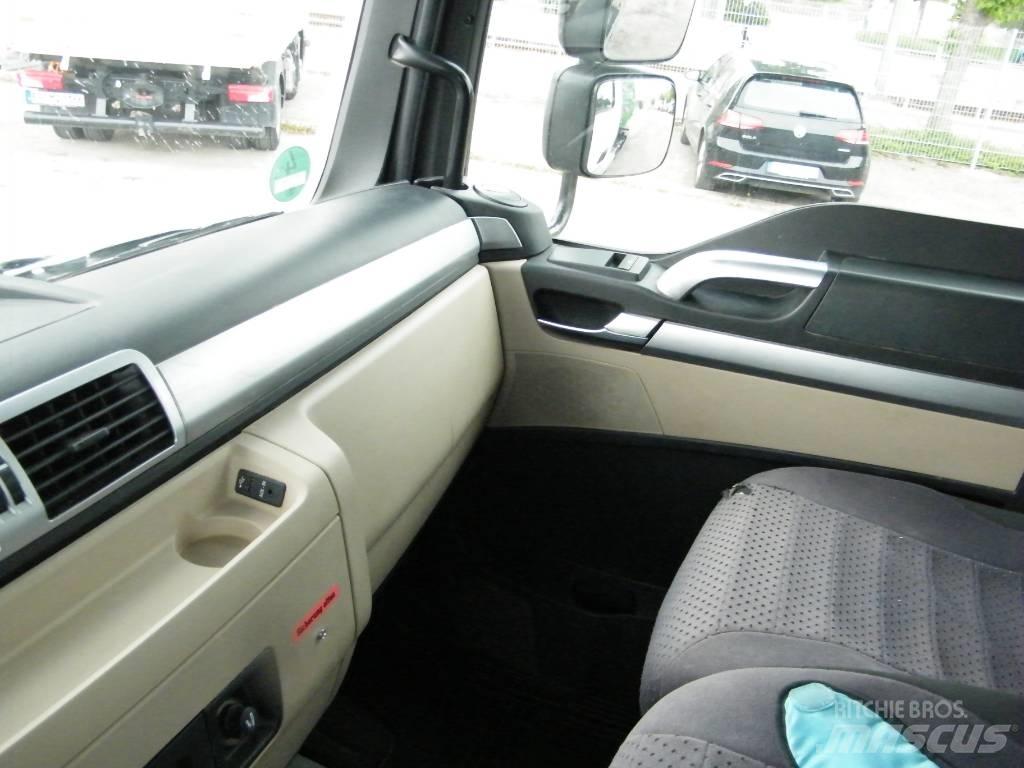 MAN TGM 18.320 吊鉤式起重車