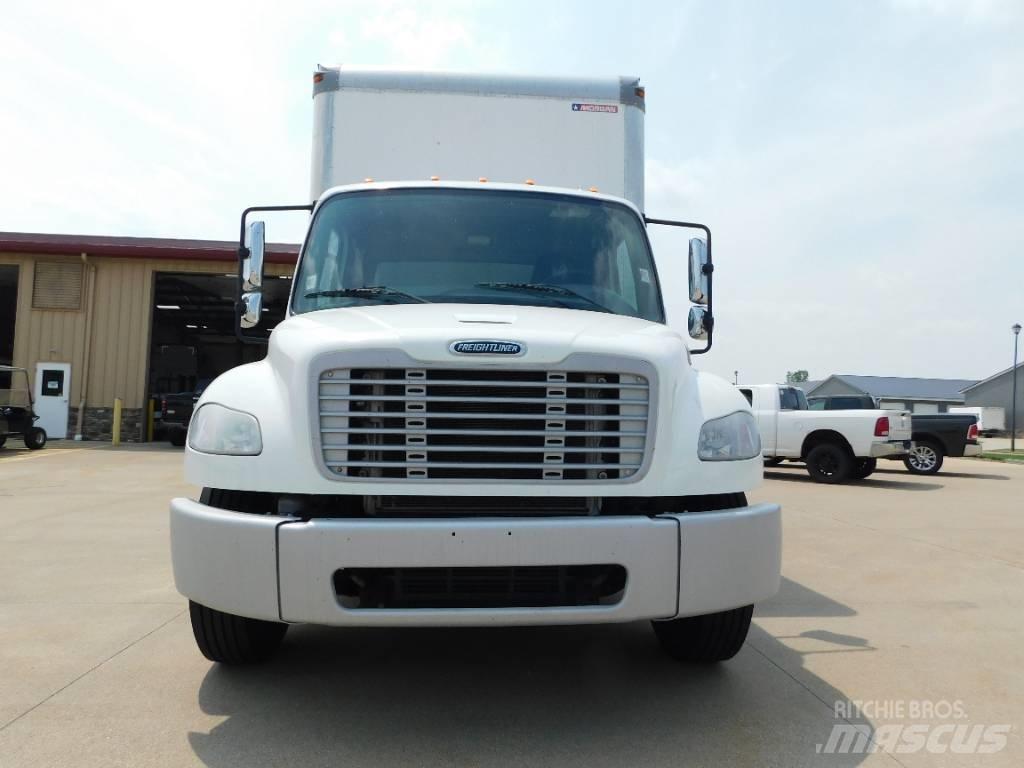 Freightliner M2 106 貨櫃框架卡車