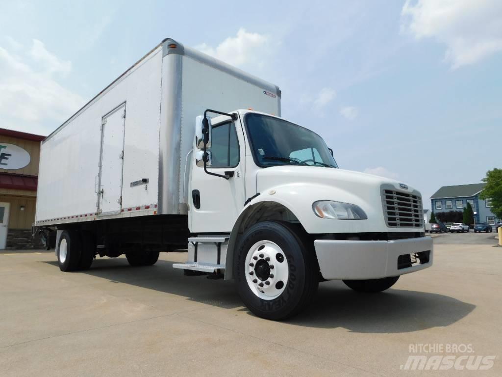 Freightliner M2 106 貨櫃框架卡車