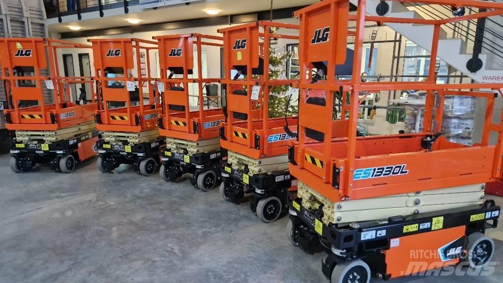 JLG ES 1330 L 剪式升降機