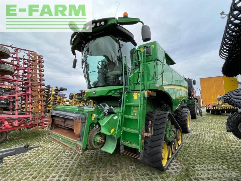 John Deere S690i 聯合收穫機