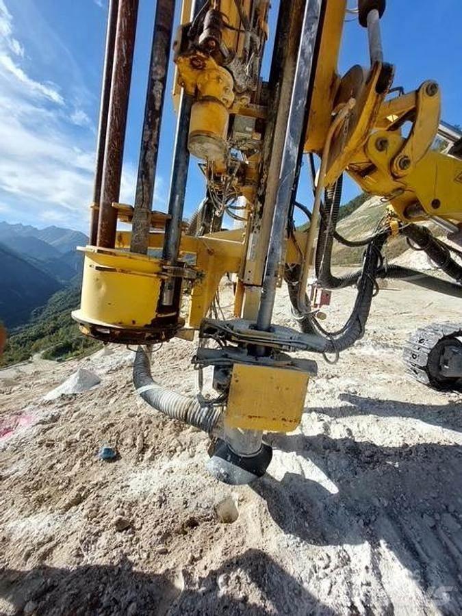 Atlas Copco Roc F6 鑽孔機